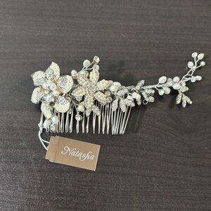 Metal and Pearl decorative bridal grad hair comb